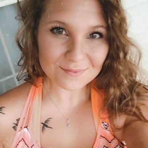 Meet your Posher, Brit